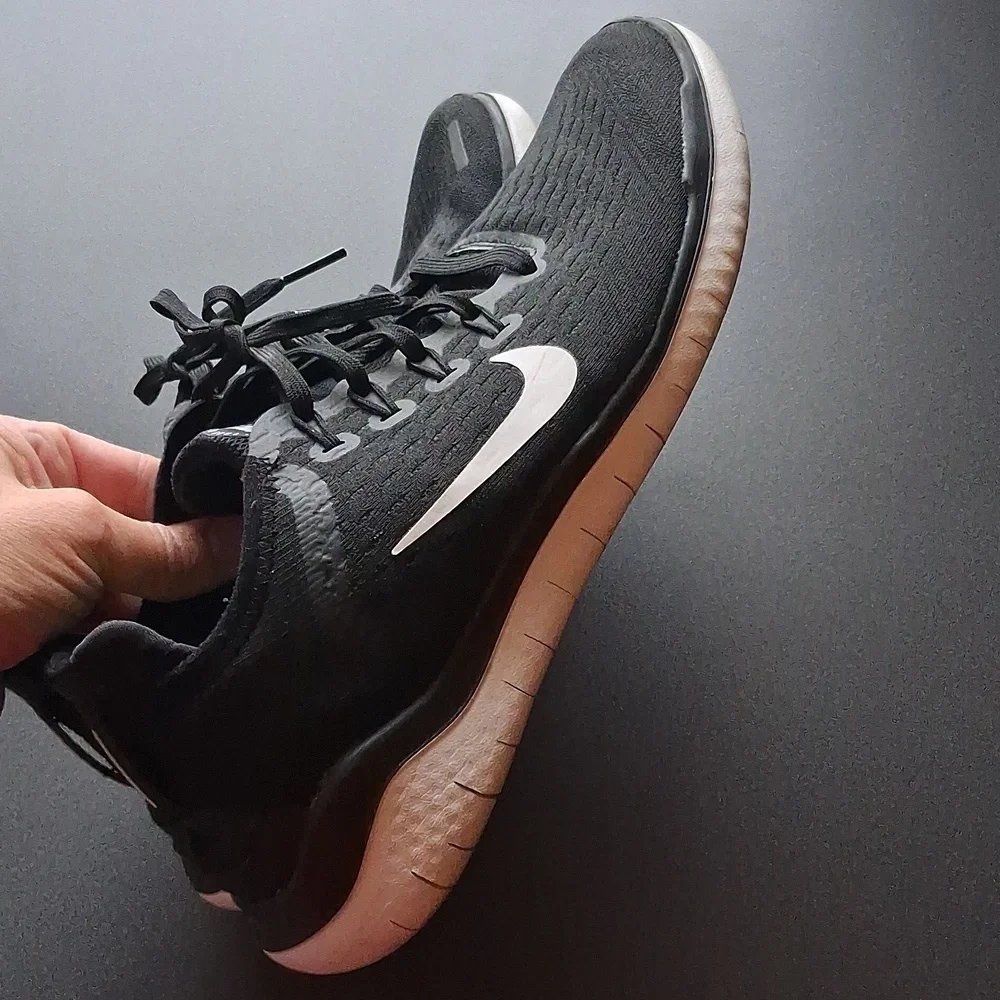Nike Free RN 2018 Sneakers Shoes Black White 8.5